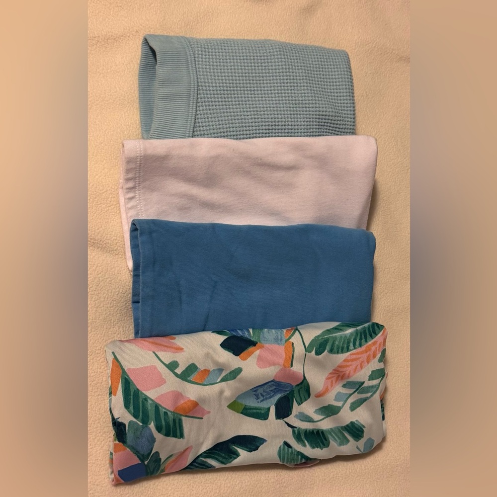 4 Lot Sports Bras Bralettes Tanks 2-3X Old Navy Wild Fable Auden Active Lounge - Picture 13 of 15